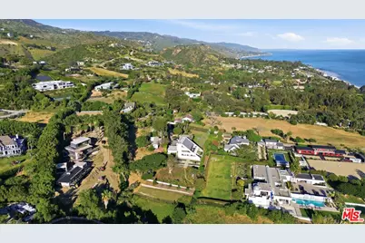 27555 Pacific Coast Hwy, Malibu, CA 90265 - Photo 37