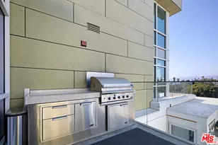 1705 Ocean Ave, Santa Monica, CA 90401 - Photo 23