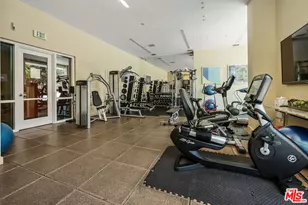1705 Ocean Ave, Santa Monica, CA 90401 - Photo 19