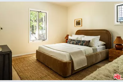 2017 N Gramercy Pl, Los Angeles, CA 90068 - Photo 17