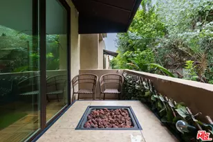 1557 S Beverly Glen Blvd, Los Angeles, CA 90024 - Photo 19