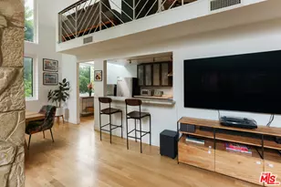 1557 S Beverly Glen Blvd, Los Angeles, CA 90024 - Photo 15