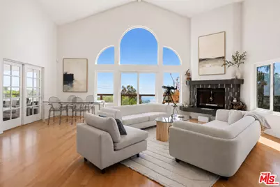 21630 Saddle Peak Rd, Topanga, CA 90290 - Photo 3
