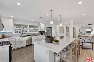 7667 Chisholm Ave, Van Nuys, CA 91406 - Photo 7