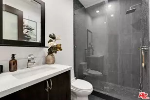 3116 Elvido Dr, Los Angeles, CA 90049 - Photo 35