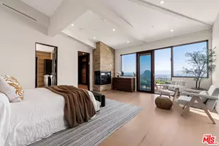 3116 Elvido Dr, Los Angeles, CA 90049 - Photo 17