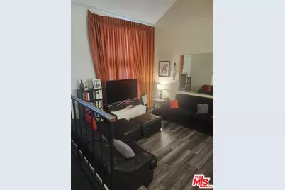 5456 Marjan Ave, Los Angeles, CA 90056 - Photo 3