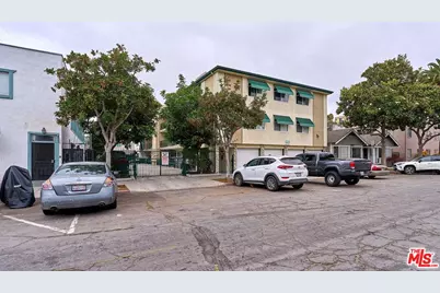 237 Lime Ave #9, Long Beach, CA 90802 - Photo 3
