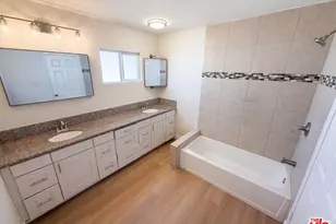 818 W 130th St, Compton, CA 90222 - Photo 17