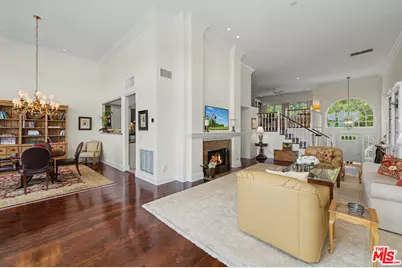 12544 The Vista, Los Angeles, CA 90049 - Photo 7