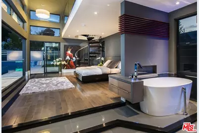 12318 W Sunset Blvd, Los Angeles, CA 90049 - Photo 21
