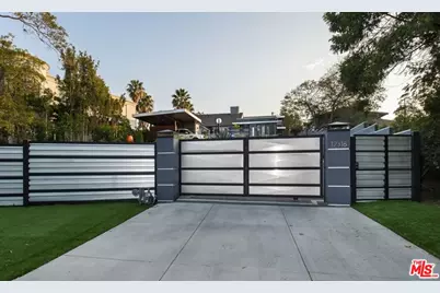 12318 W Sunset Blvd, Los Angeles, CA 90049 - Photo 29