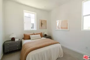 3868 N Riley Ln, Los Angeles, CA 90065 - Photo 11