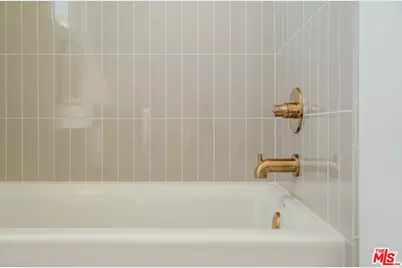 3868 N Riley Ln, Los Angeles, CA 90065 - Photo 53