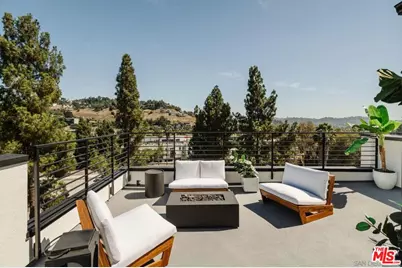 3868 N Riley Ln, Los Angeles, CA 90065 - Photo 19