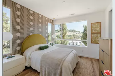 3868 N Riley Ln, Los Angeles, CA 90065 - Photo 19