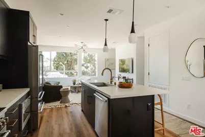 3868 N Riley Ln, Los Angeles, CA 90065 - Photo 35