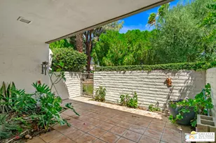 2527 N Whitewater Club Dr, Palm Springs, CA 92262 - Photo 31