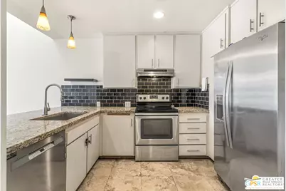 2527 N Whitewater Club Dr #A, Palm Springs, CA 92262 - Photo 17
