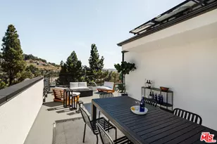 3832 N Emery Way, Los Angeles, CA 90065 - Photo 11