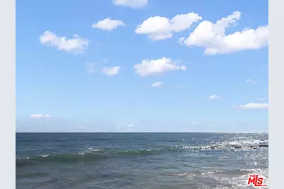 20910 Pacific Coast Hwy, Malibu, CA 90265 - Photo 9