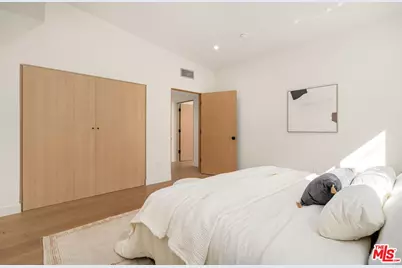 2229 Willetta St, Los Angeles, CA 90068 - Photo 15