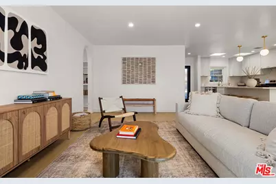 23649 Emelita St, Woodland Hills, CA 91367 - Photo 13