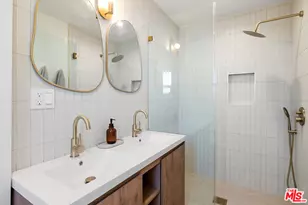 23649 Emelita St, Woodland Hills, CA 91367 - Photo 21