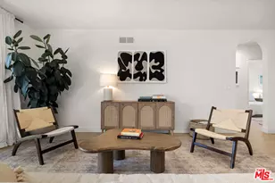 23649 Emelita St, Woodland Hills, CA 91367 - Photo 11
