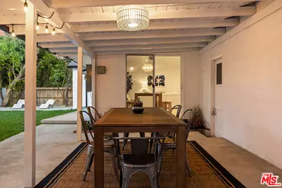 23649 Emelita St, Woodland Hills, CA 91367 - Photo 27