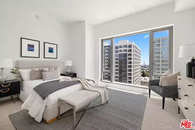 10727 Wilshire Blvd #1001, Los Angeles, CA 90024 - Photo 17
