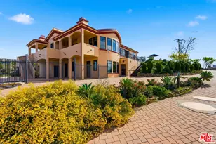 10825 Pacific View Dr, Malibu, CA 90265 - Photo 1