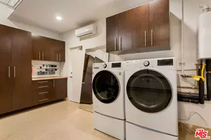 4426 Irvine Ave, Studio City, CA 91602 - Photo 39