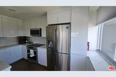 2999 E Ocean Blvd #210, Long Beach, CA 90803 - Photo 5