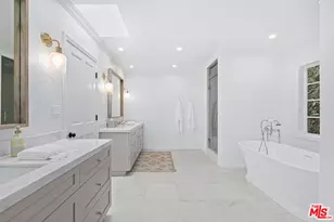 201 S Bristol Ave, Los Angeles, CA 90049 - Photo 17