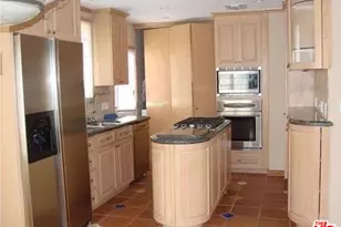 7024 Kittyhawk Ave, Los Angeles, CA 90045 - Photo 3