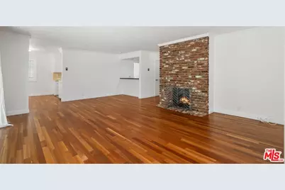 404 San Vicente Blvd #201, Santa Monica, CA 90402 - Photo 5