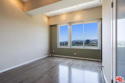 10501 Wilshire Blvd #1902, Los Angeles, CA 90024 - Photo 13