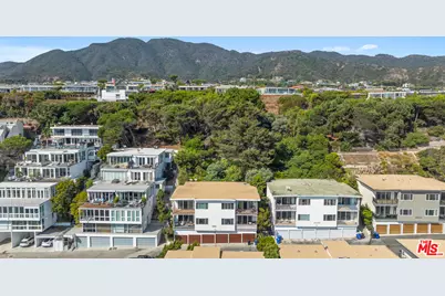 18111 Coastline Dr #1, Malibu, CA 90265 - Photo 15