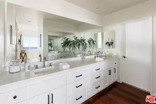 18111 Coastline Dr, Malibu, CA 90265 - Photo 13