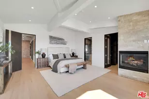 3116 Elvido Dr, Los Angeles, CA 90049 - Photo 15