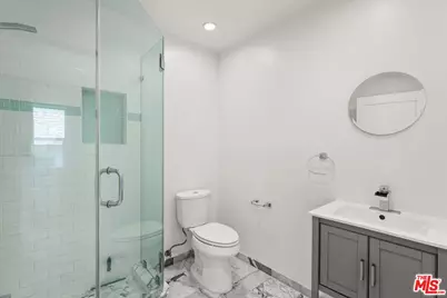 5528 Marburn Ave, Los Angeles, CA 90043 - Photo 21
