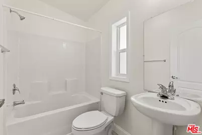 8250 Lankershim Blvd #185, North Hollywood, CA 91605 - Photo 15