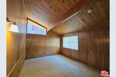 845 Moreno Ln, Sugarloaf, CA 92386 - Photo 13