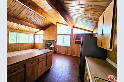 845 Moreno Ln, Sugarloaf, CA 92386 - Photo 25