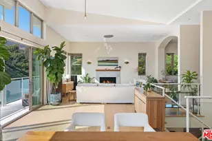5787 Calpine Dr, Malibu, CA 90265 - Photo 17
