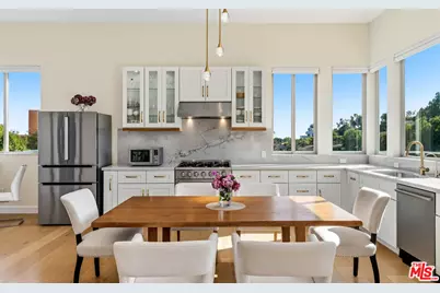 5787 Calpine Dr, Malibu, CA 90265 - Photo 13