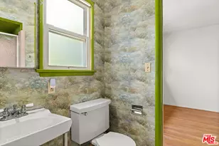 6214 Oak Crest Way, Los Angeles, CA 90042 - Photo 13