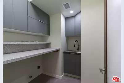 1810 Westmoreland Blvd, Los Angeles, CA 90006 - Photo 33