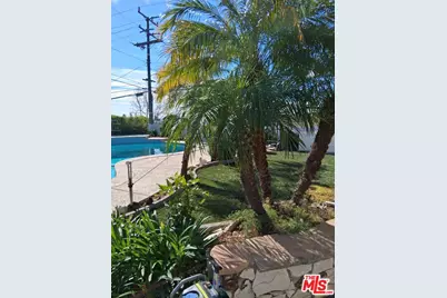 5424 S Sherbourne Dr, Los Angeles, CA 90056 - Photo 7